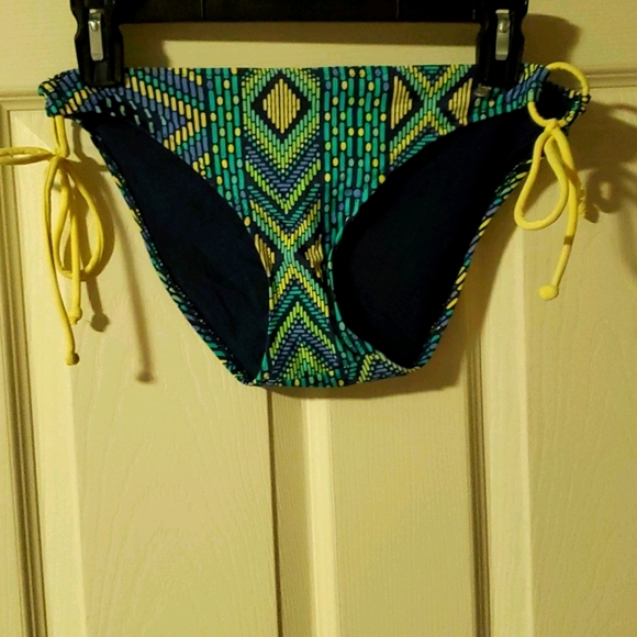 American Eagle bathingsuit bottoms - Picture 1 of 3